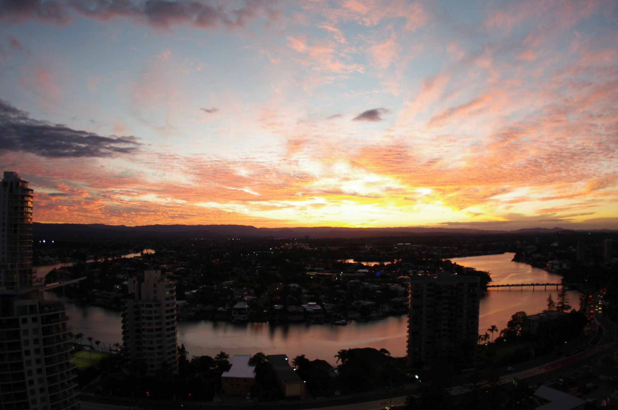 Marriner Views Aparthotel Gold Coast Kültér fotó